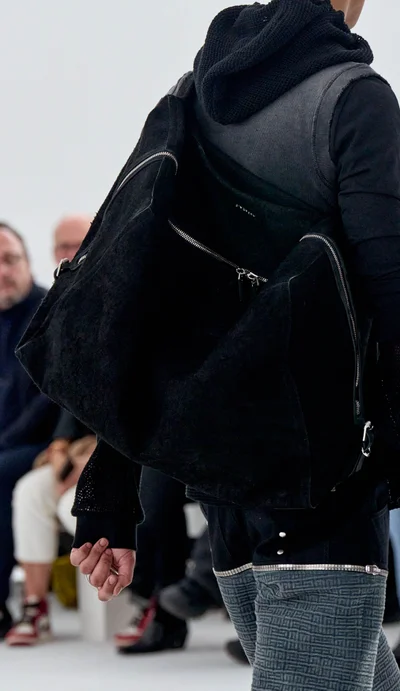 Look 11